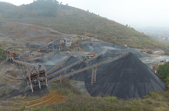 湖南邵陽(yáng)時(shí)產(chǎn)500噸石料廠石子破碎生產(chǎn)線