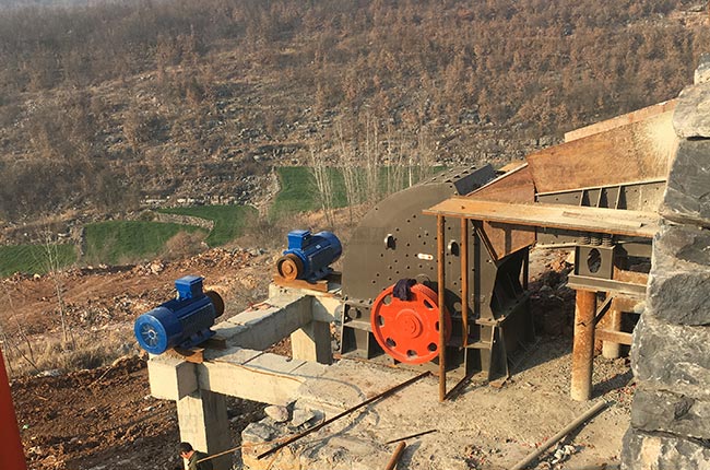 河南南陽日產(chǎn)四千噸的碎石生產(chǎn)線