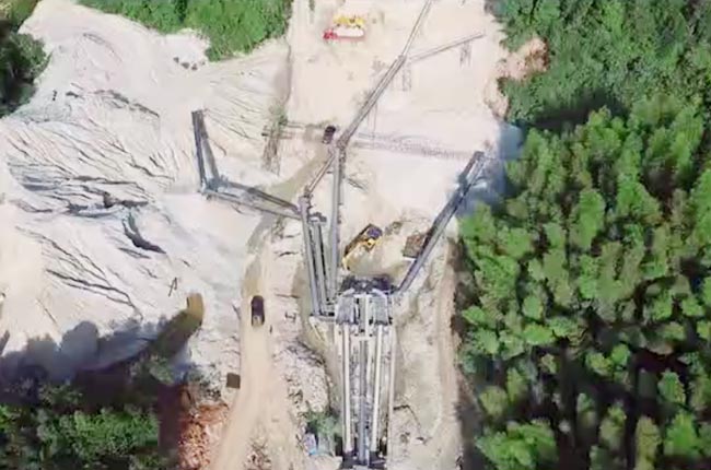 湖南瀏陽(yáng)鑫磊建材時(shí)產(chǎn)300噸碎石生產(chǎn)線