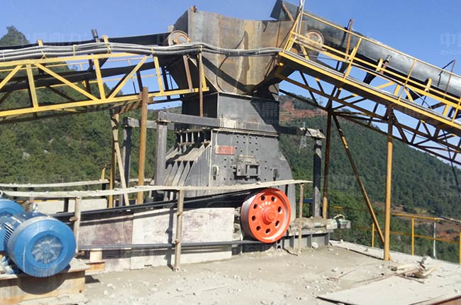西昌市2016年10月投產(chǎn)200噸硬巖破碎生產(chǎn)線
