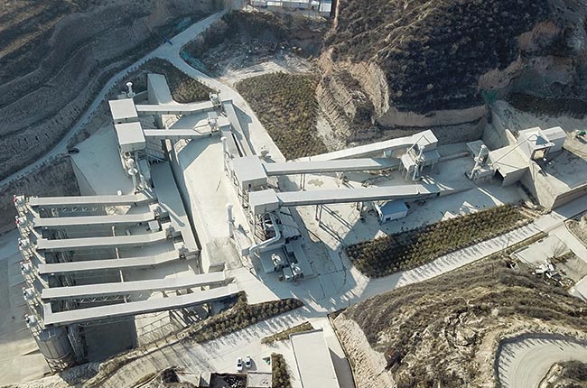 ɽ�����\���r(sh��)�a(ch��n)1500��ɰʯ�������a(ch��n)��