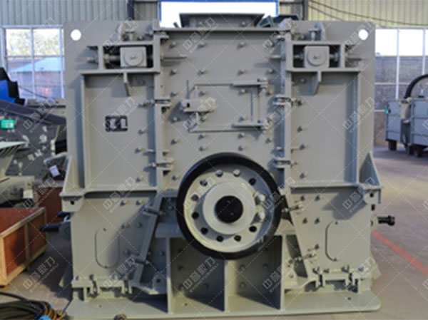 可逆錘式破碎機(jī) 可逆錘式破碎機(jī)