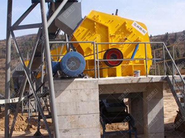 反擊式破碎設(shè)備