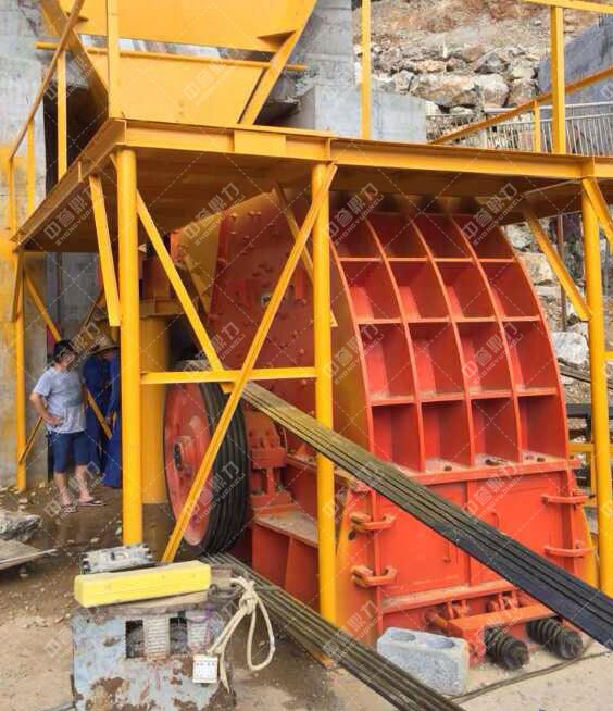 �����ϲ��r�a(ch��n)300���������a(ch��n)���F(xi��n)������չʾ4