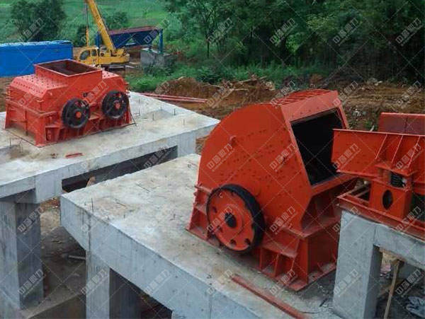 錘式破碎機(jī)