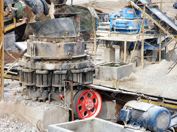 ����C(j��)�z�y