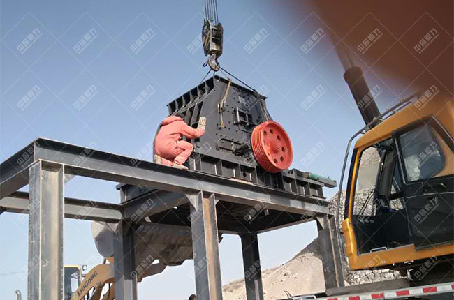 ���Ĺ�ԭʯ�ϏS�r(sh��)�a(ch��n)500���������a(ch��n)���F(xi��n)��(ch��ng)����չʾ4