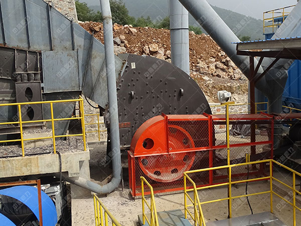 反擊錘式破碎機(jī)