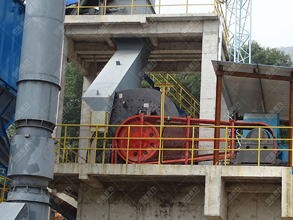 反擊錘式破碎機(jī)