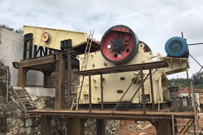 鄂破石機(jī) 鄂破石機(jī)