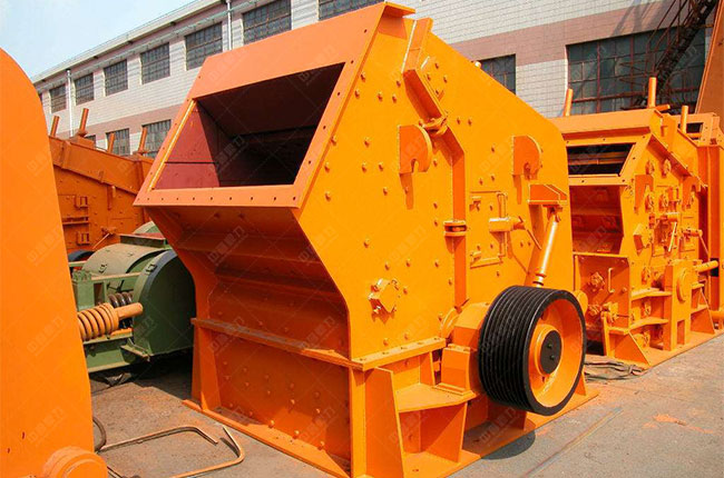 反擊式破碎機(jī)