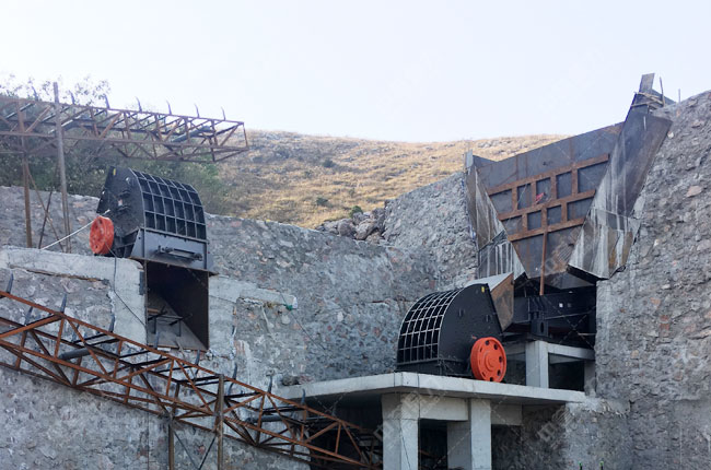 河南南陽華隆攪拌站時產(chǎn)700噸骨料生產(chǎn)線