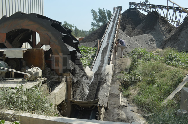 河南衛(wèi)輝時產(chǎn)300噸水洗砂生產(chǎn)線